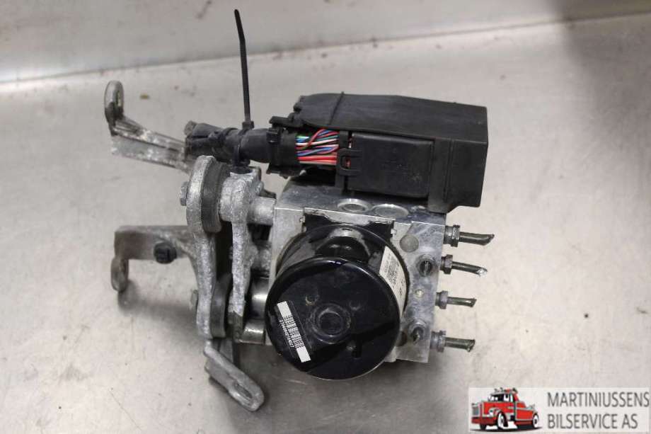 ABS sentral til Mercedes GLK 2008-2015 (X204) (X204) (MERCEDES||A 172 901 40 00)