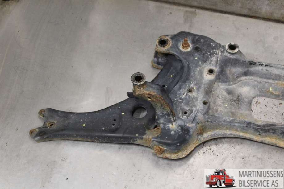Travers foran hoved til VW Caddy 2015-2020 (Type III, Fase 3)  (VOLKSWAGEN|)