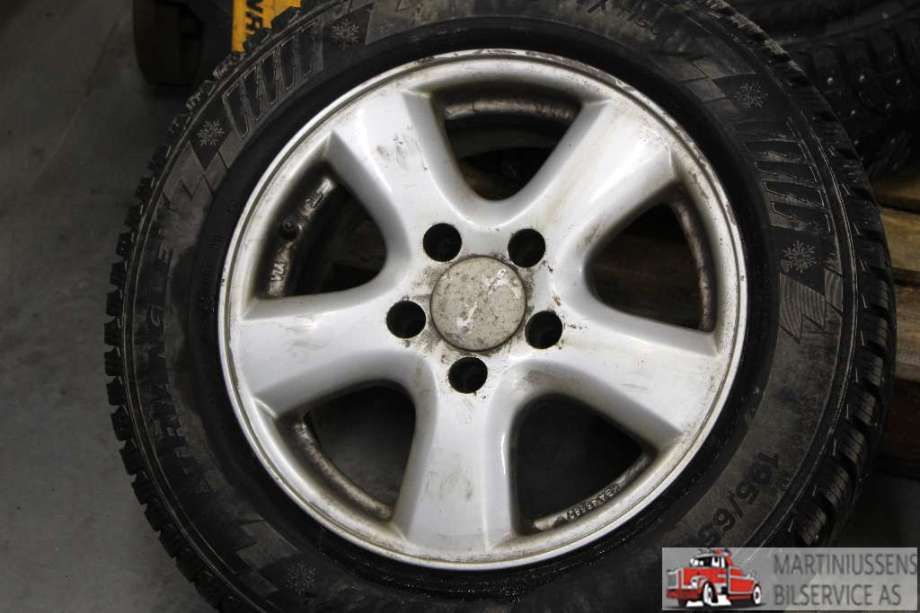 Felgsett aluminium til Honda FR-V 2002-2007  (HONDA|3 ET50;5X114|3;5X114|5X15;8)