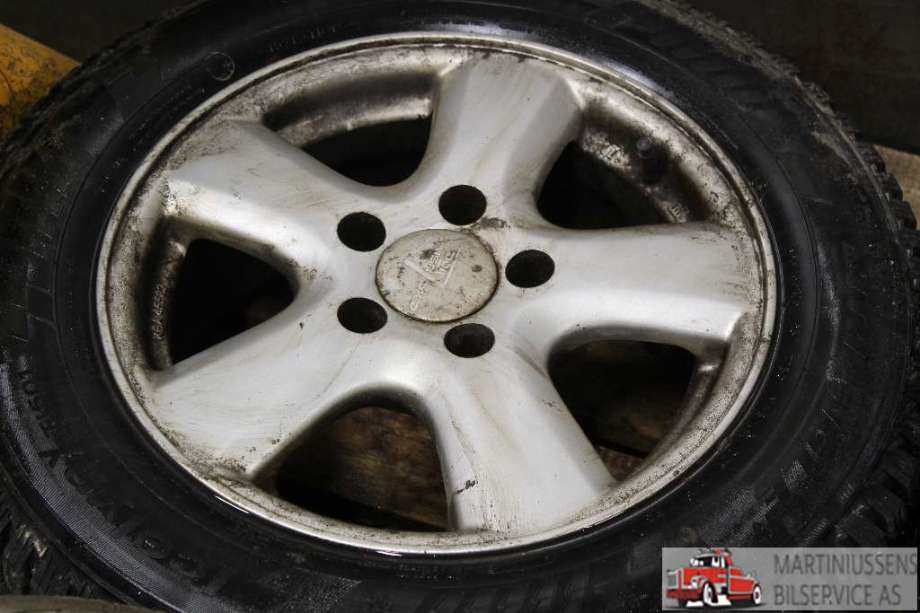Felgsett aluminium til Honda FR-V 2002-2007  (HONDA|3 ET50;5X114|3;5X114|5X15;8)