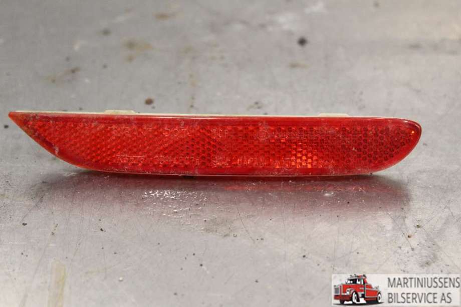 Refleksplate til Nissan Qashqai, 2014-2021 (Type II)  (NISSAN|)