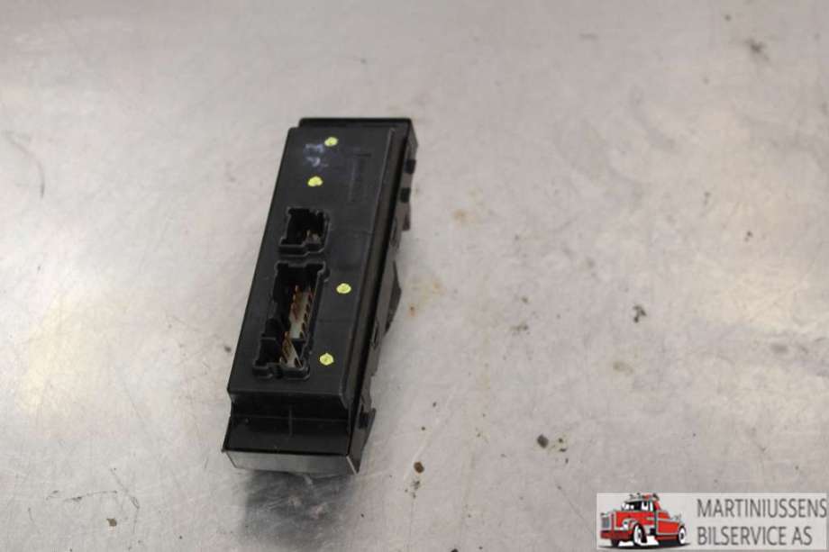 Bryter ruteheis til Nissan Qashqai 2014-2021 (Type II)  (NISSAN|)
