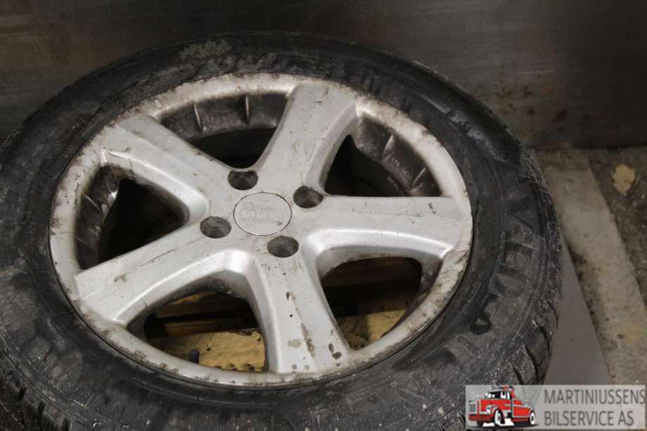 Felgsett aluminium til Toyota Yaris 2009-2011 (Type II, Fase 2)  (TOYOTA||4X100|5X15 ET 37;6)