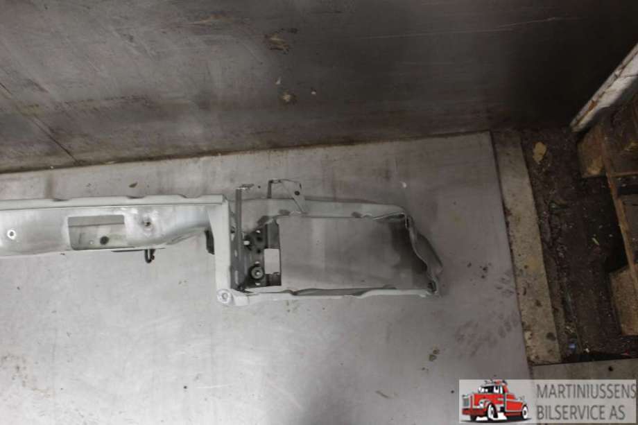 Frontplate øvre til Volvo V50 2007-2012 (Fase 2)  (VOLVO|)