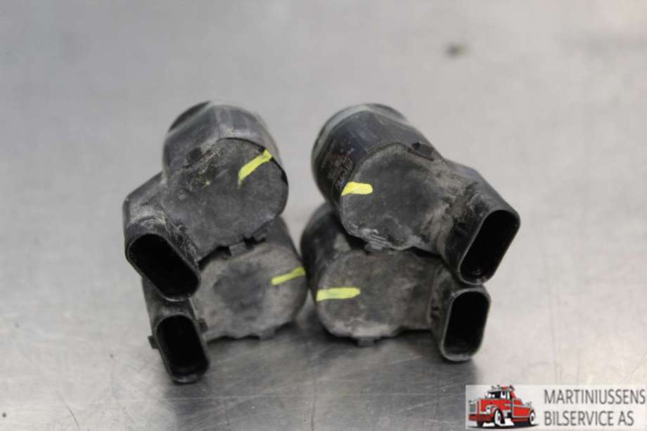 Parkeringssensor bak til BMW 5-Serie 2010-2017 (F10/F11) (F10/F11) (BMW|9270495|)
