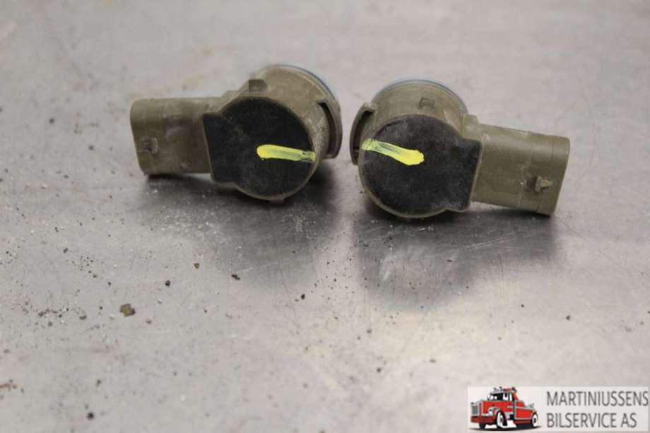 Parkeringssensor bak til Ford Kuga 2019-->> (Type III)  (FORD||JU5T-15K859-ACW)
