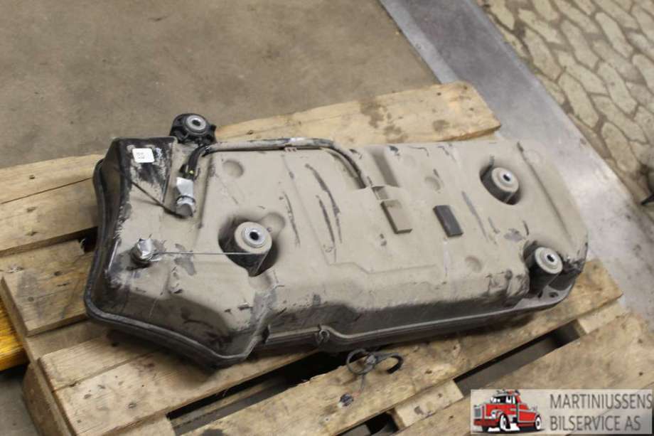 AdBlue tank til Mercedes GLE 2019-->> (W167) (W167) (MERCEDES||A167 470 82 02)