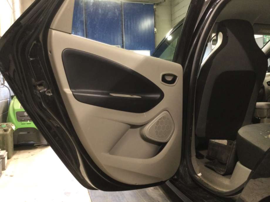 Dørtrekk venstre til Renault Zoe, 2013-2019 (Fase 1)  (RENAULT|)