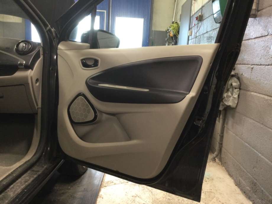 Dørtrekk høyre til Renault Zoe, 2013-2019 (Fase 1)  (RENAULT|)