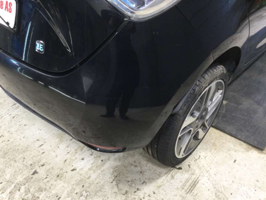 Støtfanger bak til Renault Zoe 2013-2019 (Fase 1)  (RENAULT|)