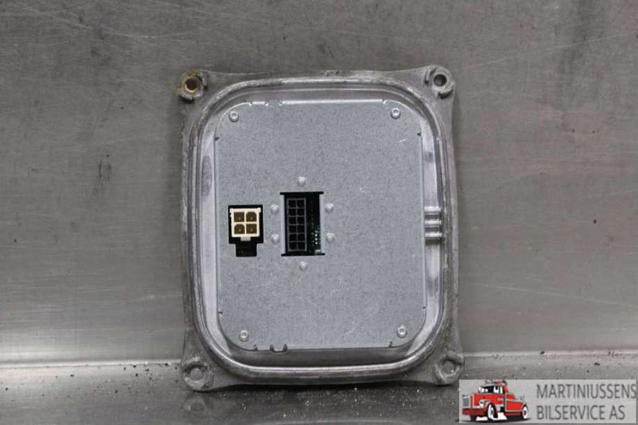 Styreenhet xenon/ballast til Peugeot 308 2013-2021 (Type II)  (PEUGEOT||1 307 329 403 00)