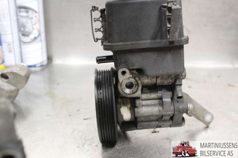 Servo pumpe mekanisk til Mercedes E-Klasse 2009-2013 (Fase 1) (W212) (W212) (MERCEDES|)