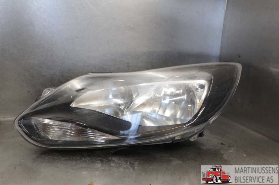 Frontlykt venstre halogen til Ford Focus 2011-2014 (Type III, Fase 1)  (FORD||BM51-13W030-CF)