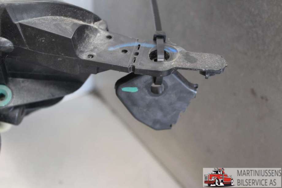Frontlykt høyre halogen til Toyota Proace 2016-->> (Type II)  (TOYOTA||9808581180-00)
