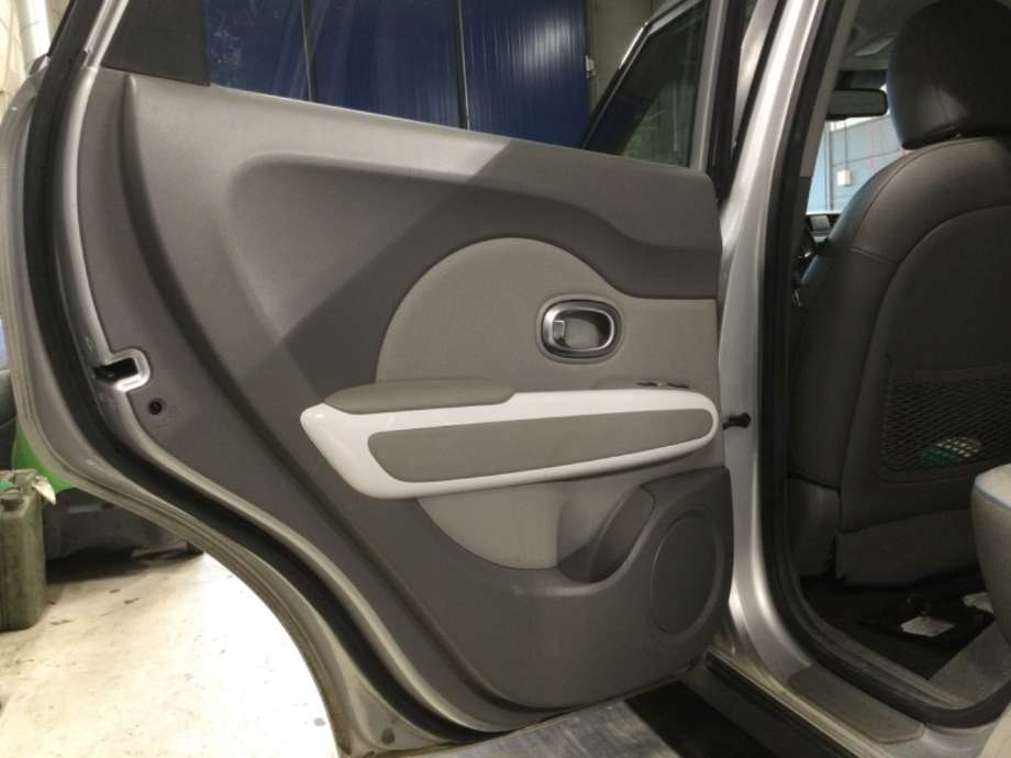 Dørtrekk venstre til Kia Soul, 2014-2019 (Type II)  (KIA|)