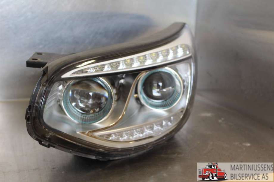 Frontlykt venstre halogen til Kia Soul 2014-2019 (Type II)  (KIA|)