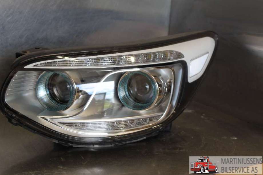 Frontlykt venstre halogen til Kia Soul 2014-2019 (Type II)  (KIA|)
