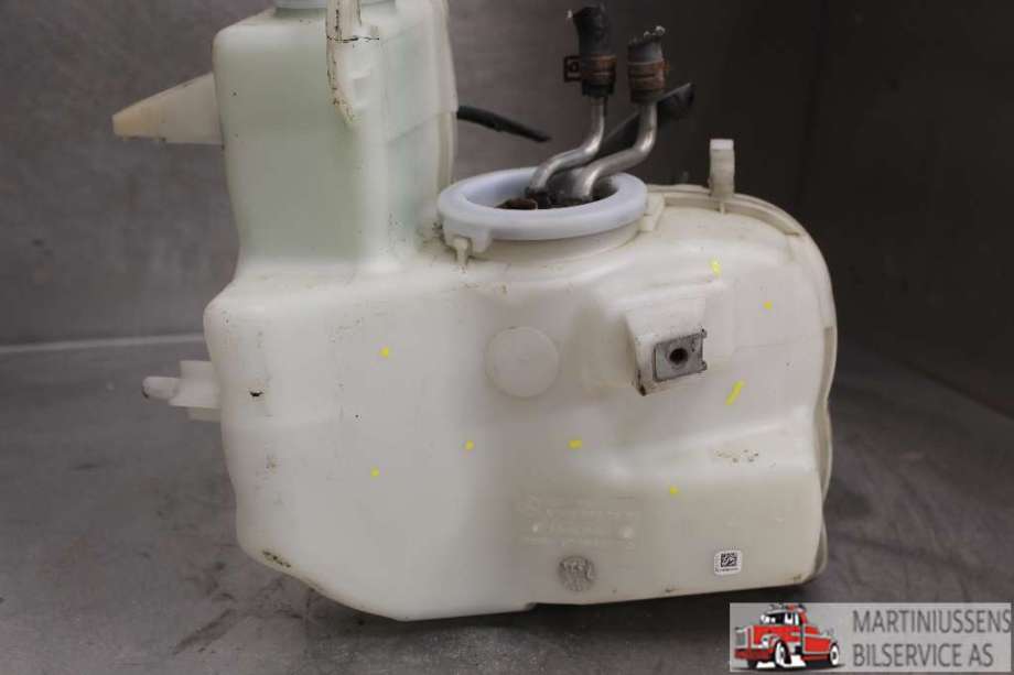 Spylertank til Mercedes ML 2011-2015 (Fase 1) (W166) (W166) (MERCEDES||A 166 860 09 60)