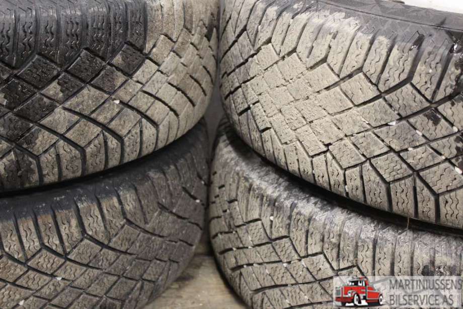 Dekk til Annet Dekk vinter piggfri 0-->>  (VIKING CONTACT 7|195/65R15 6MM|CONTINENTAL)