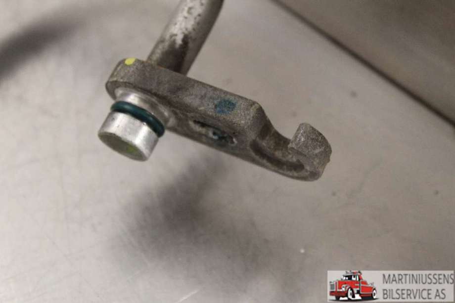 Aircondition rør til Ford Ranger / Ranger Raptor 2015-2022  (FORD||EB3B-19C700-MA)