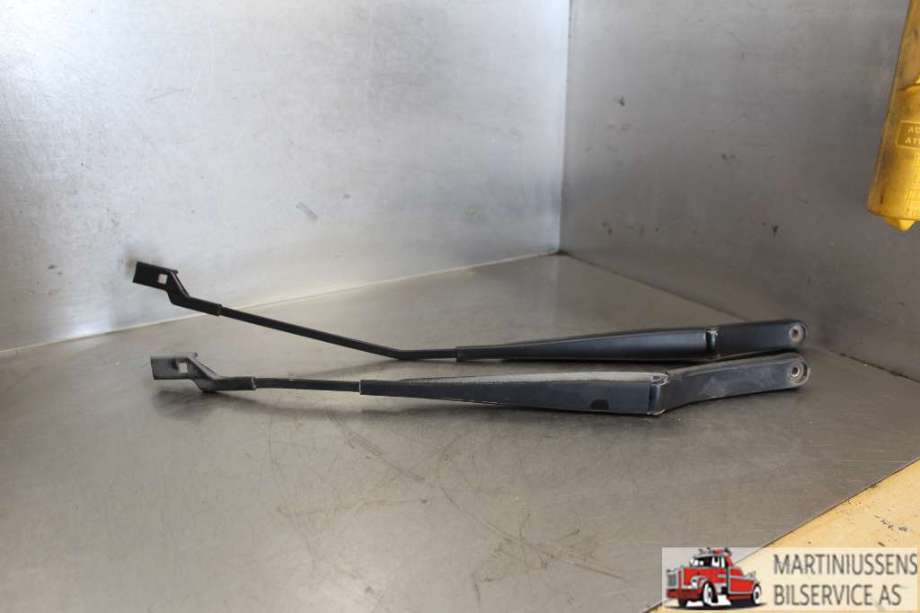 Viskerarmer frontrute til VW Golf V, Combi, 2003-2008  (VOLKSWAGEN|)