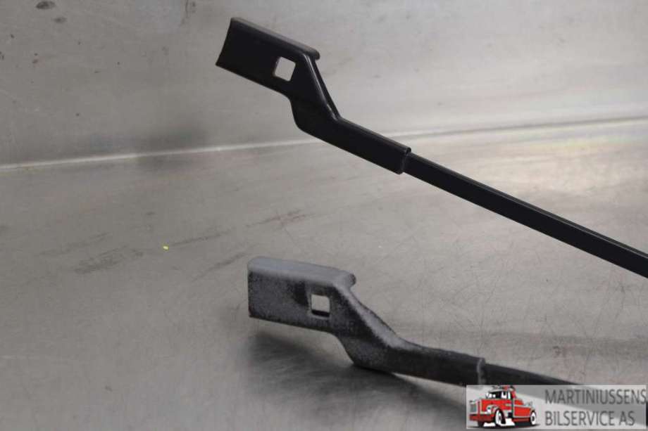 Viskerarmer frontrute til VW Golf V, Combi 2003-2008  (VOLKSWAGEN|)