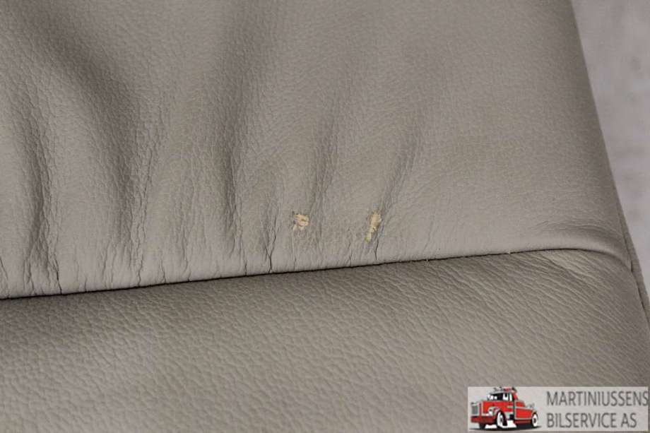 Sete bak til Mitsubishi Pajero 2007-2016 (Type IV, Fase 1)  