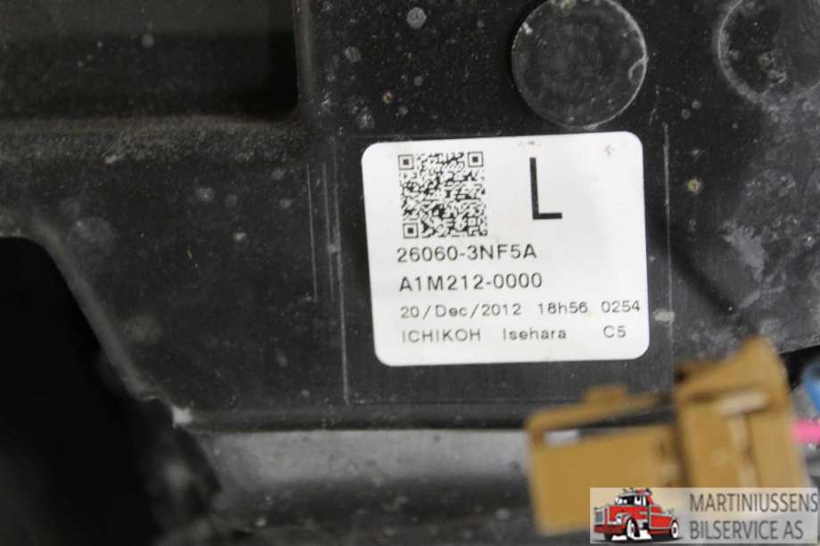 Frontlykt venstre halogen til Nissan Leaf 2011-2017 (Type I) (NISSAN||26060-3NF5A)