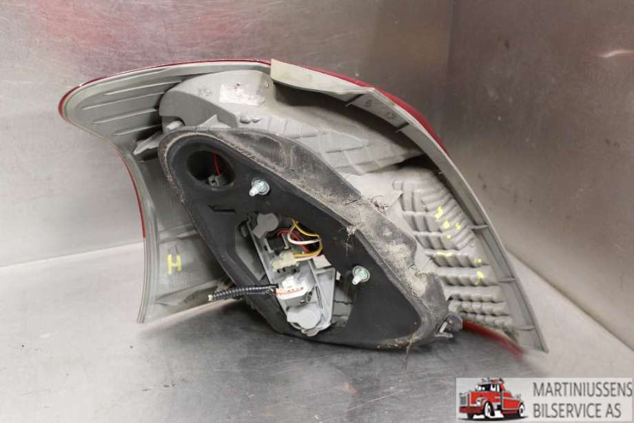 Baklykt høyre til Toyota Yaris 2009-2011 (Type II, Fase 2)  (TOYOTA|)