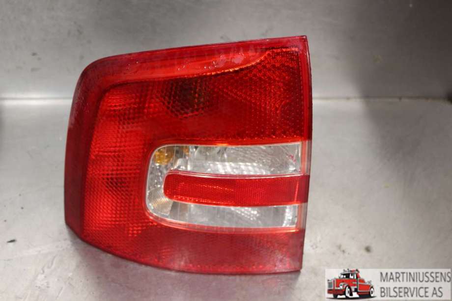 Baklykt venstre til Škoda Octavia 2005-2008 (Type II, Fase 1) (SKODA||1Z9 945 095)