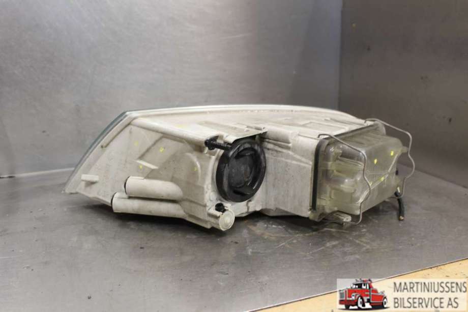 Frontlykt høyre xenon til Škoda Octavia 2005-2008 (Type II, Fase 1) (SKODA|)