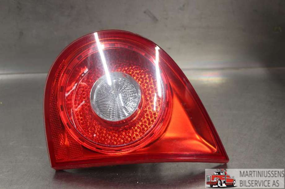 Baklykt høyre indre til VW Golf V, Combi, 2003-2008  (VOLKSWAGEN|)