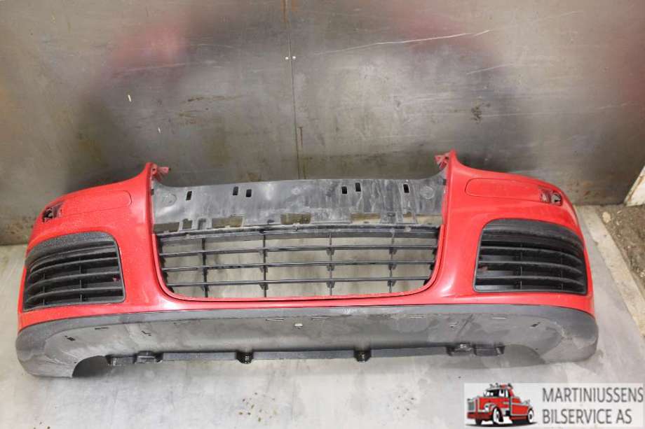 Støtfanger foran til VW Golf V, Combi, 2003-2008  (VOLKSWAGEN|1K0 807 217 R)