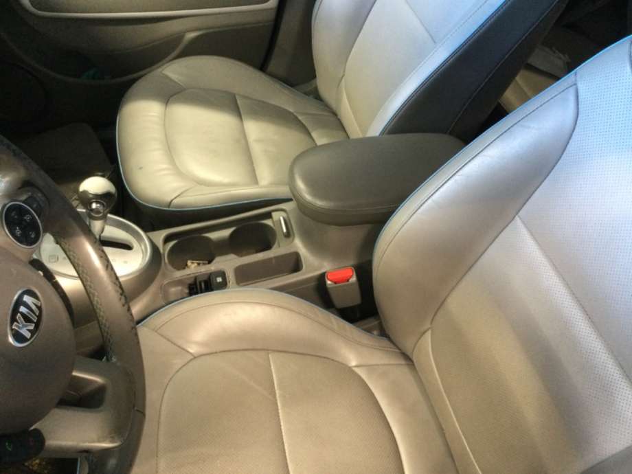Sete armlene lokk til Kia Soul, 2014-2019 (Type II)  (KIA|)