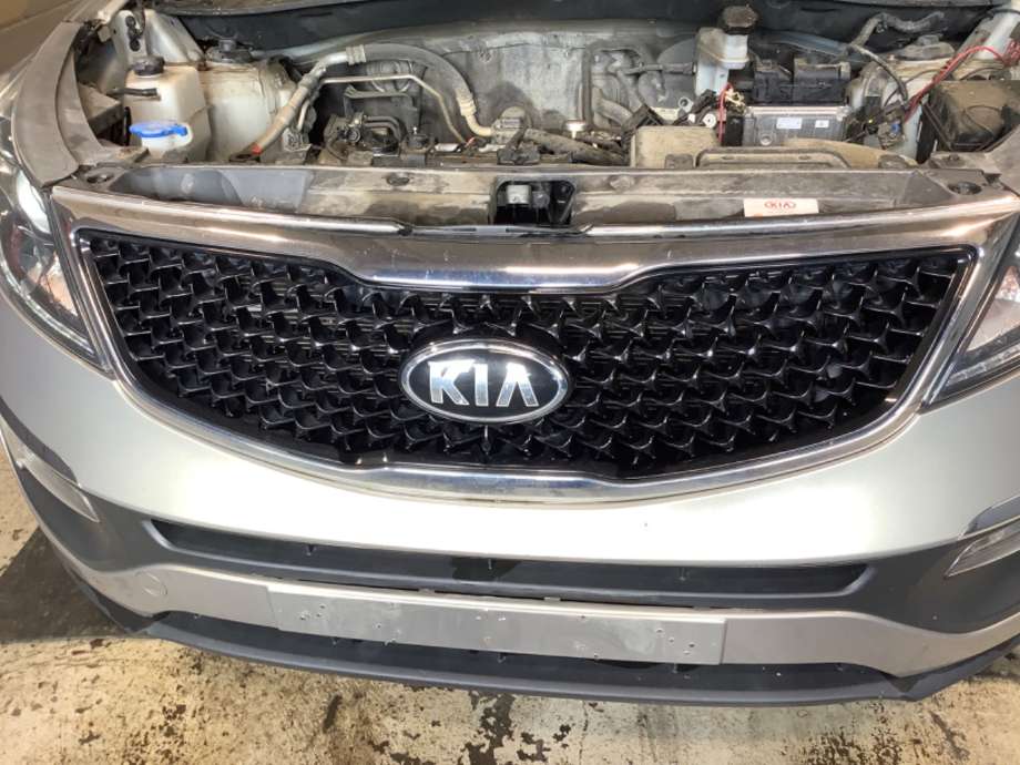 Grill til Kia Sportage, 2010-2016 (Type III)  (KIA|)