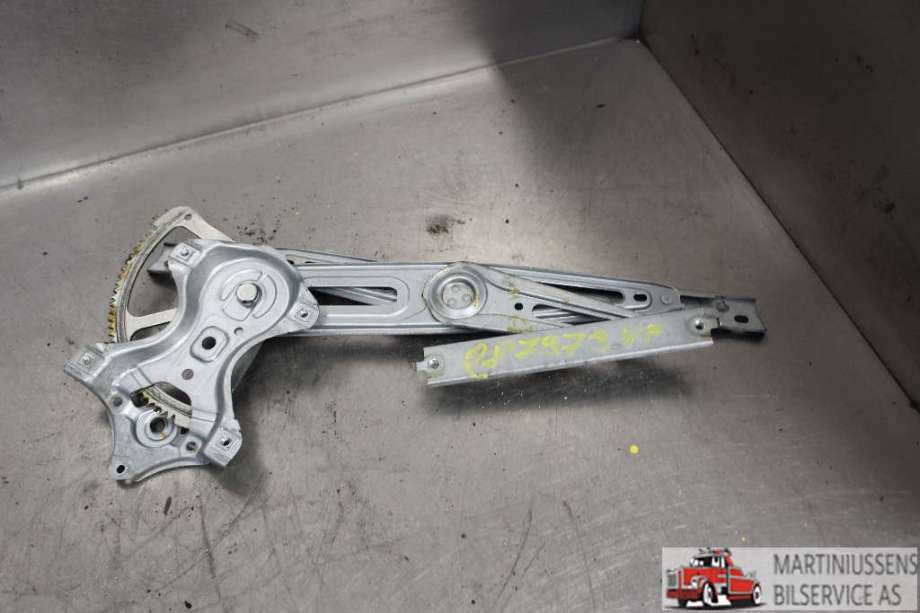 Ruteheis til Toyota Yaris 2012-2014 (Type III, Fase 1)  (TOYOTA|)