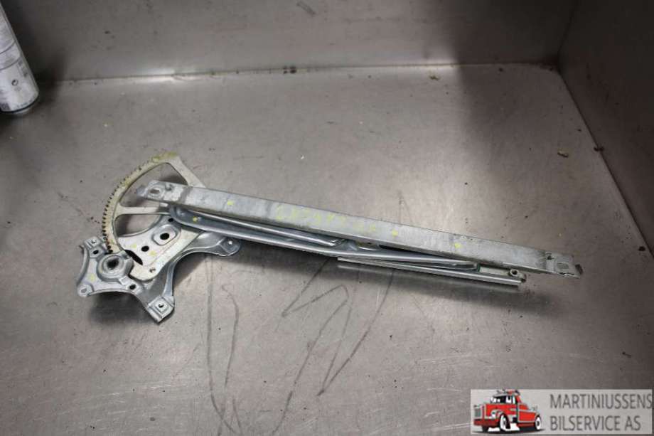 Ruteheis til Toyota Yaris, 2012-2014 (Type III, Fase 1)  (TOYOTA|)