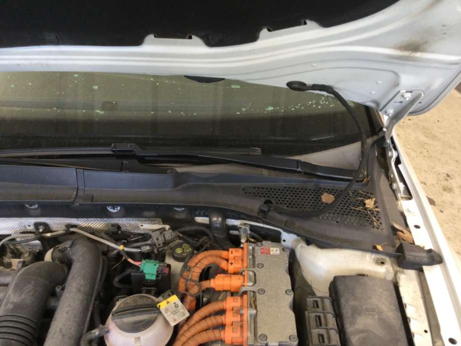 Viskerarmer frontrute til VW e-Golf, 2014-2017 (Fase 1)  (VOLKSWAGEN|)
