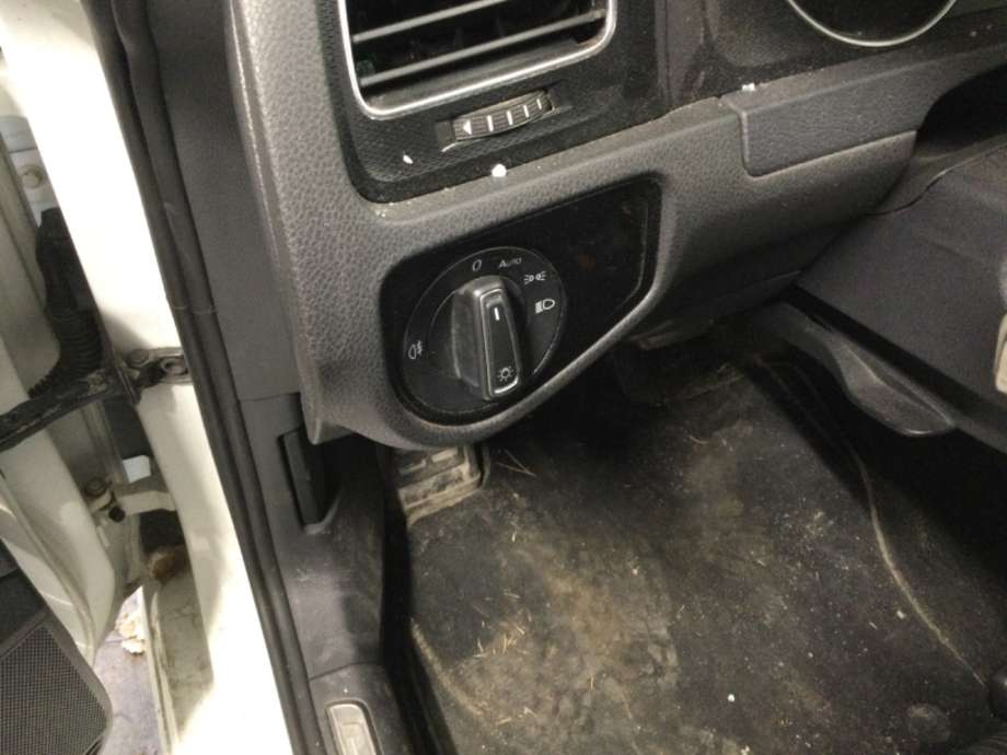 Bryter lys til VW e-Golf, 2014-2017 (Fase 1)  (VOLKSWAGEN|)