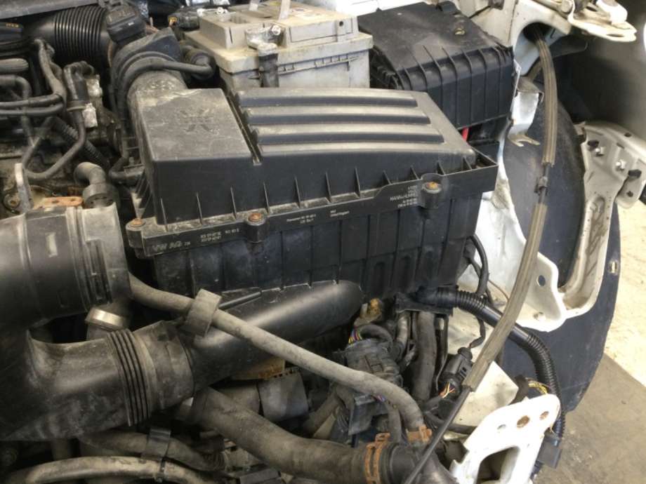Luftfilterboks til VW Caddy, 2010-2015 (Type III, Fase 2)  (VOLKSWAGEN|)