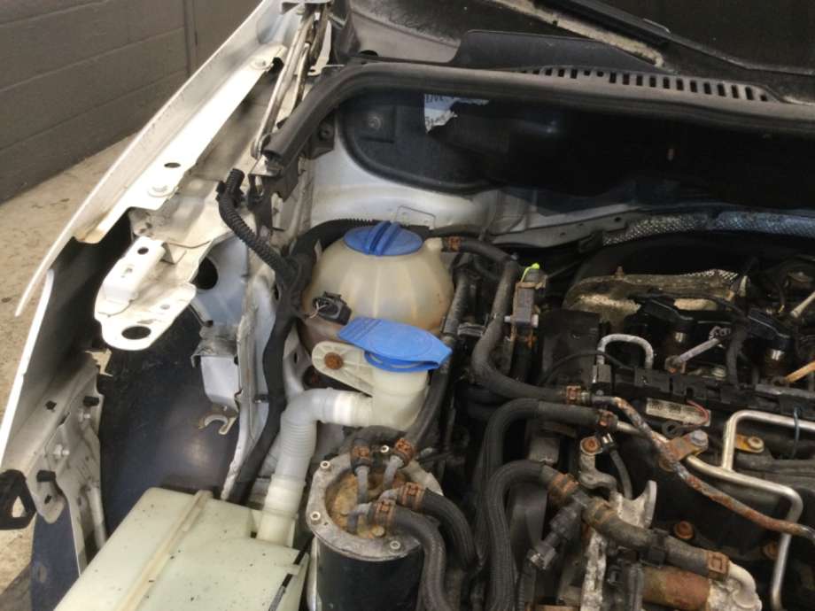 Ekspansjonstank til VW Caddy, 2010-2015 (Type III, Fase 2)  (VOLKSWAGEN|)
