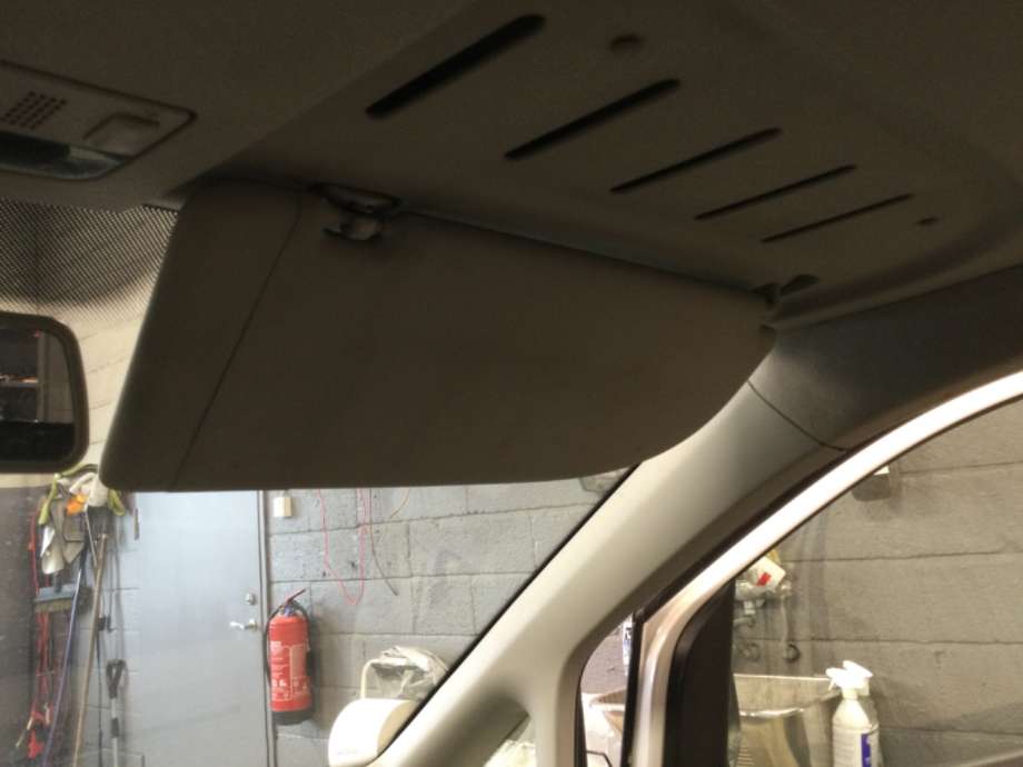 Solskjerm til VW Caddy, 2010-2015 (Type III, Fase 2)  (VOLKSWAGEN|)