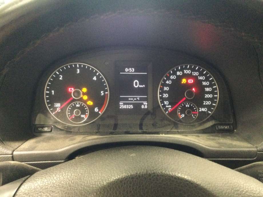 Speedometer til VW Caddy, 2010-2015 (Type III, Fase 2)  (VOLKSWAGEN|)
