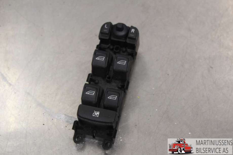 Bryter ruteheis til Volvo V70 2007-2013 (Type III, Fase 1)  (VOLVO||30773269)