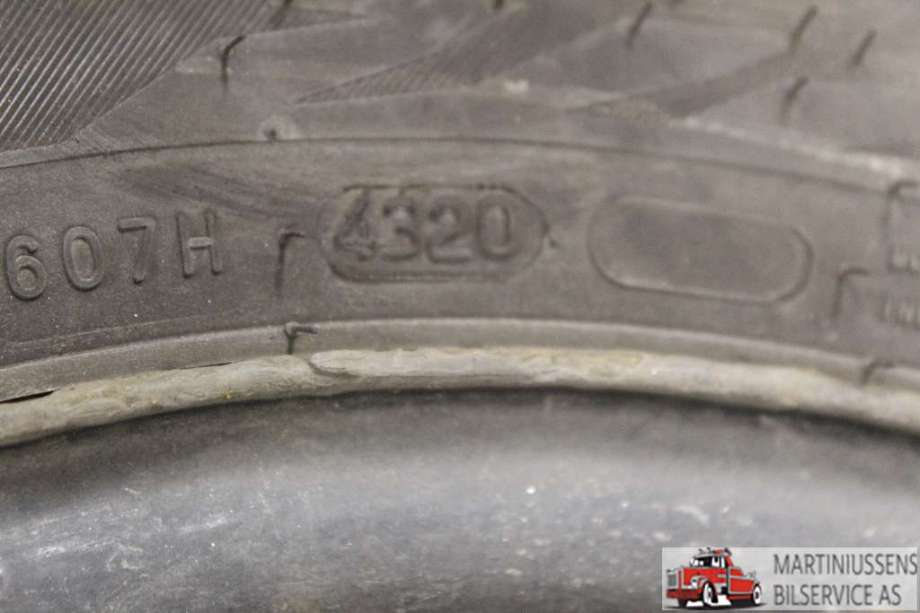 Dekk til Annet Dekk vinter piggfri 0-->>  (HAKKAPELIITTA R3|175/65R14 8MM|NOKIAN)