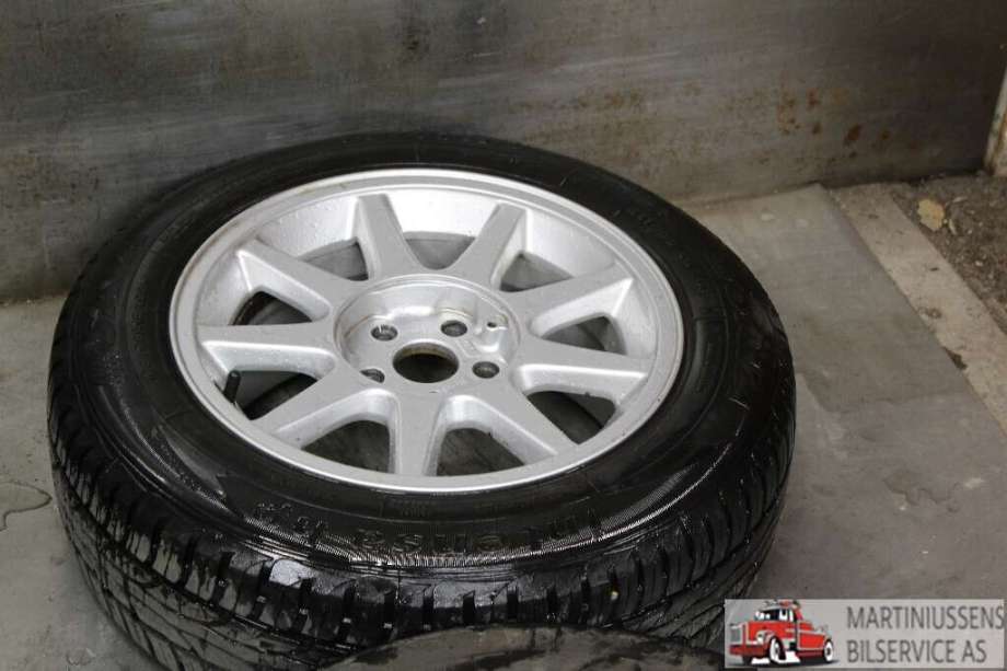 Felgsett aluminium til Toyota Avensis 1997-2000 (Type I, Fase 1)  (TOYOTA||5X100|7X15 ET 35)