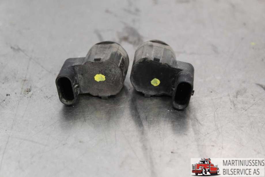 Parkeringssensor foran til Ford Mondeo 2011-2014 (Type IV, Fase 2)  (FORD||CJ5T-15K859-DA)