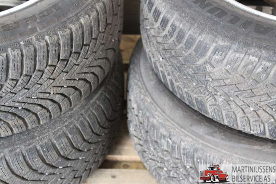 Dekk til Annet Dekk vinter piggfri 0-->>  (ICE BLAZER ALPINE+|205/55R16 5MM|SAILUN)