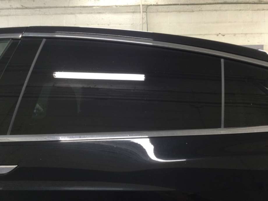 Siderute venstre bak til Tesla Model X, 2016-->>  (TESLA|)