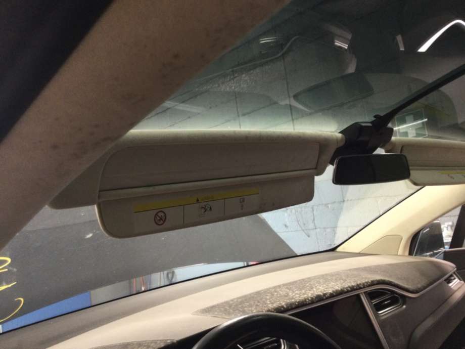 Solskjerm til Tesla Model X, 2016-->>  (TESLA|)